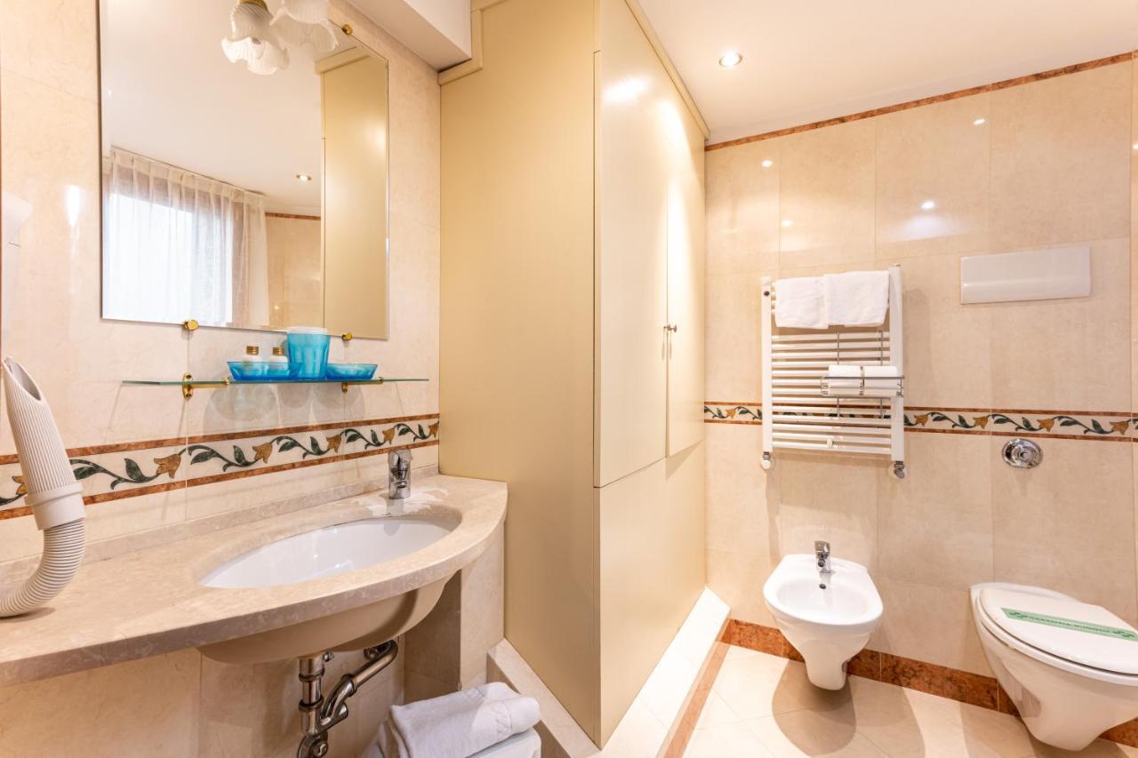 Ca' Pinelli Apartment เวนิส ภายนอก รูปภาพ